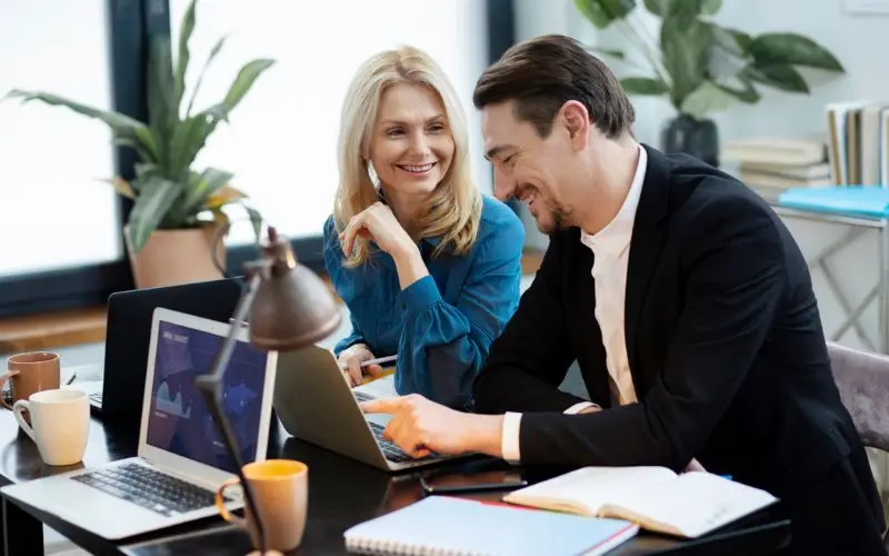 Easy-Fast-And-Affordable-Email-M Easy-Fast-And-Affordable-Email-M
